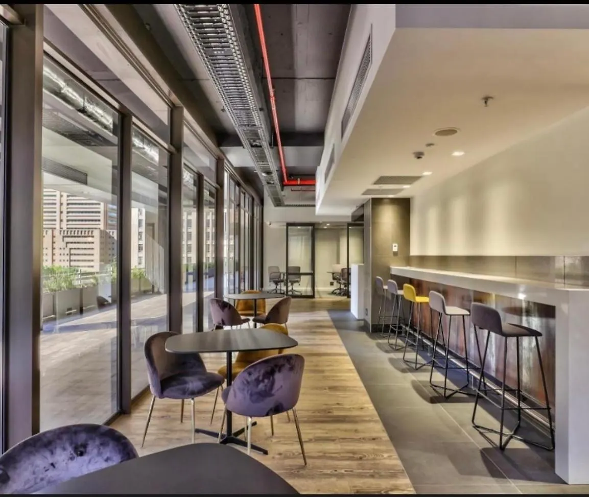 1 Bedroom Modern Apartment Foreshore Place Cbd Cape Town